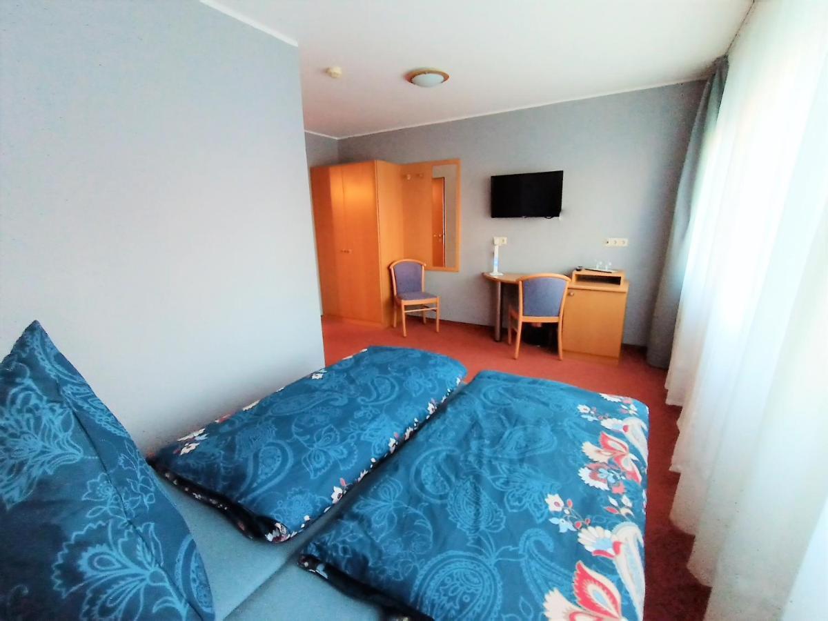 Bodensee Gaestehaus Tettnang Albergo Exterior photo