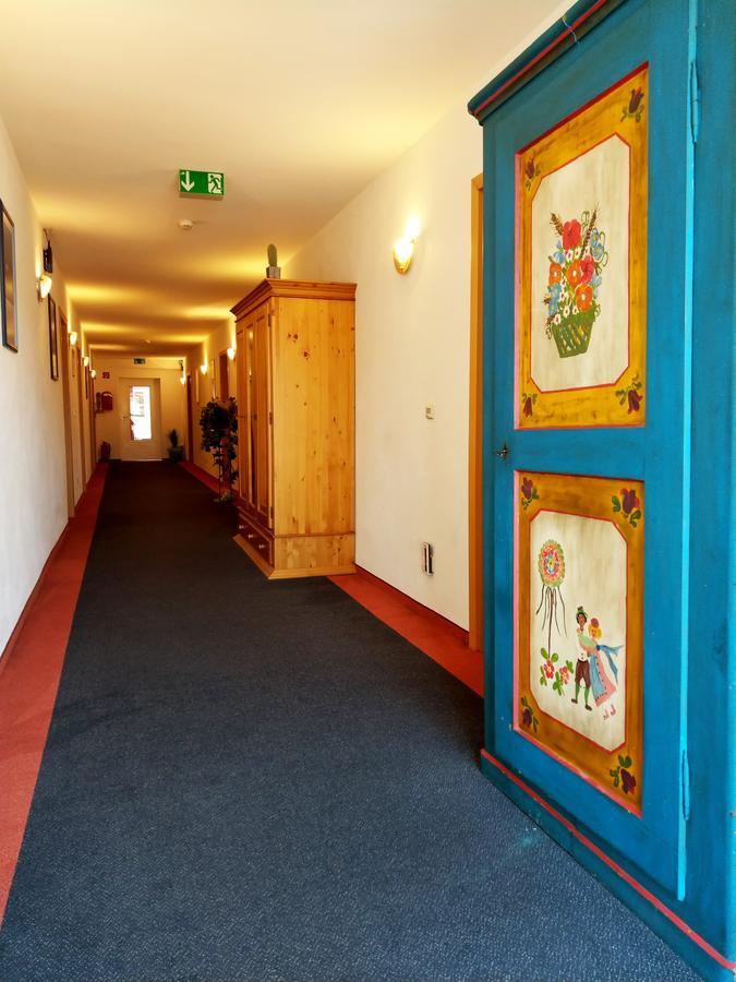 Bodensee Gaestehaus Tettnang Albergo Exterior photo